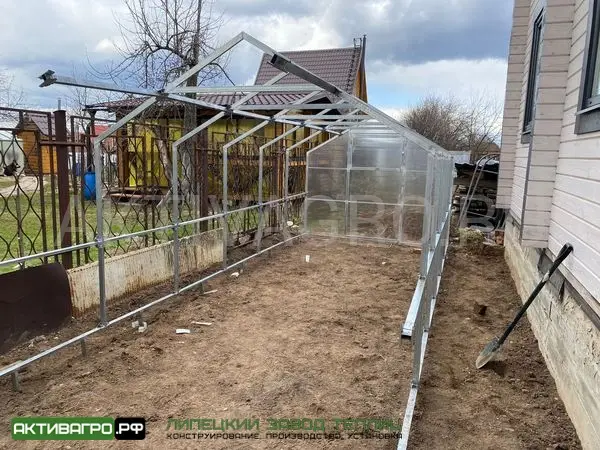 Теплица Ударница Англичанка, ширина 2.5 м, труба 40х20 Теплица Ударница Англичанка, ширина 2.5 м, труба 40х20