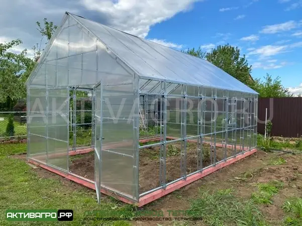 Теплица Ударница Англичанка, ширина 4 м, труба 40х20 + 20х20 Теплица Ударница Англичанка, ширина 4 м, труба 40х20 + 20х20